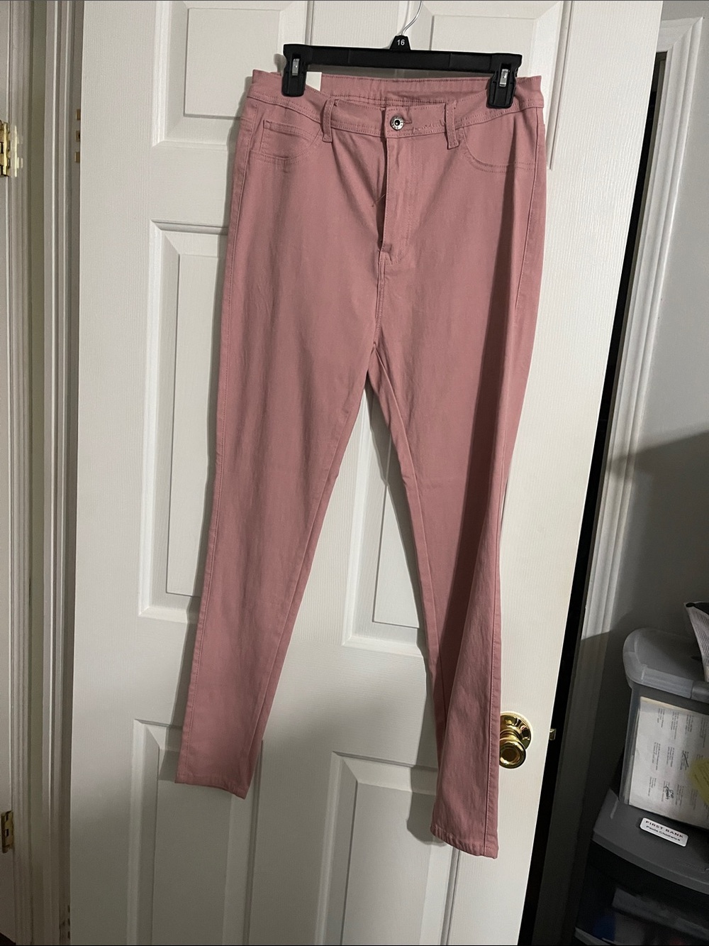 Women’s Skinny Pants in Dusty Rose